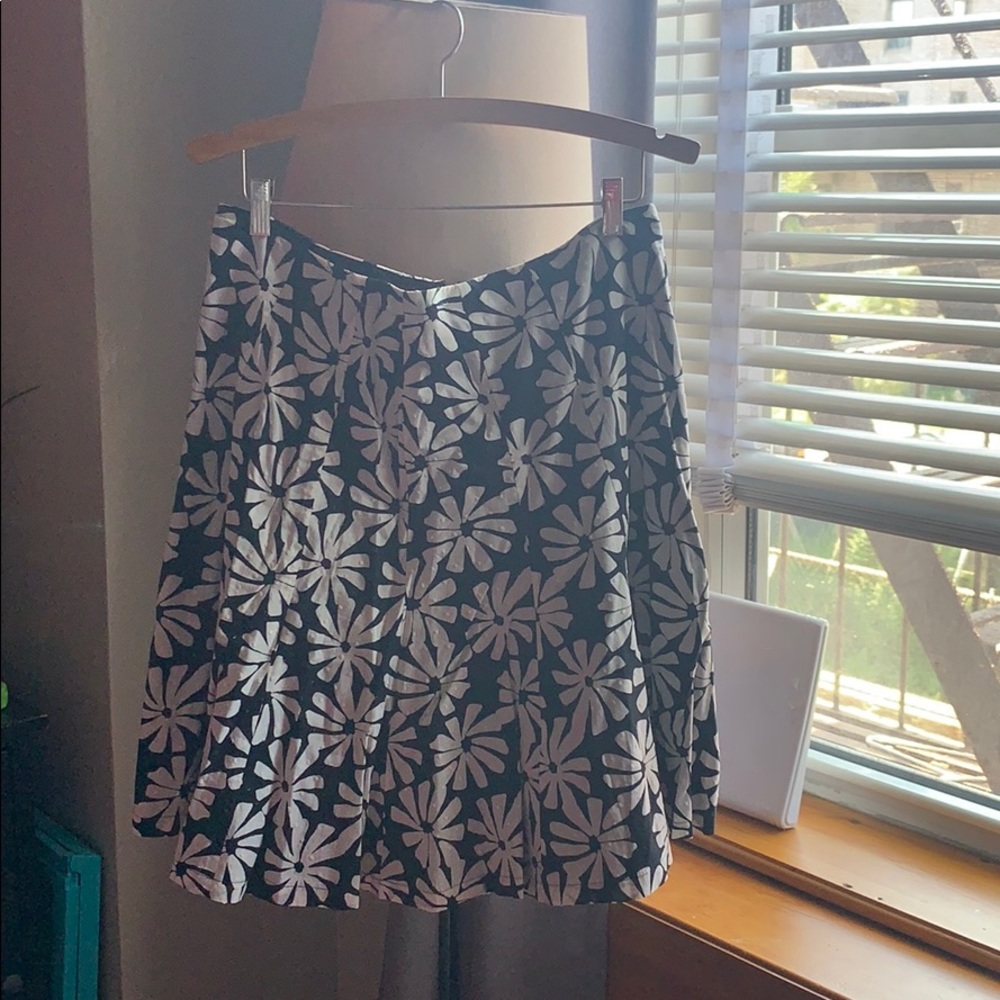 Black & white floral skirt